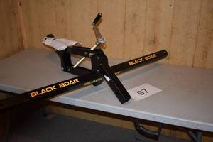 lot 97 image: Black Boar Manual Implement Lift