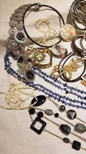 Collection of Necklaces, Pendants, Brooches and Bracelets  25 Pieces
