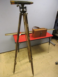 lot 209 image: ANTIQUE SURVEYING EQUIPMENT, WITH SURVEYORS LEVEL TRANSIT AND TRIPOD, CARRYING CASE