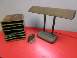 lot 227 image: VINTAGE DESK LAMP, END OF THE TRAIL BOOKENDS, DESKTOP ORGANIZER