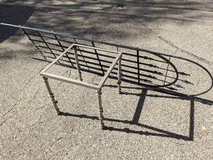 lot 13 image: Arched Metal Garden Trellis and Table Frame