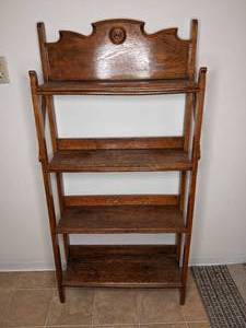 lot 300 image: Solid Oak Open Shelved Bookcase