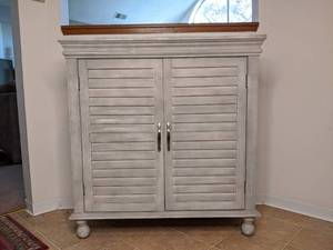 lot 301 image: Modern Distressed Gray Freestanding Storage Cabinet