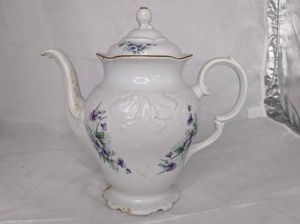 lot 311 image: Vintage Floral Porcelain Teapot