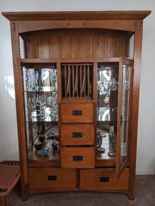 lot 150 image: Mission Style Wood Display Cabinet