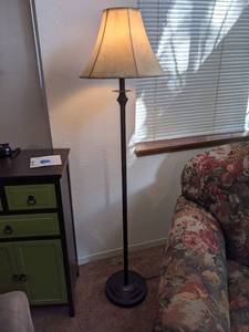 lot 162 image: Modern Floor Lamp with Shade