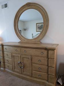 lot 110 image: Elegant Bedroom Set - Dresser, Mirror and Armoire - see photos