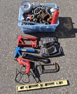 lot 211 image: Lot of Assorted Hand and Power Tools