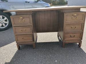 lot 234 image: Traditional Style Wood Desk with Diamond Inlay