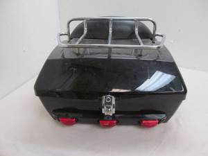 lot 32 image: Vintage stufferpress