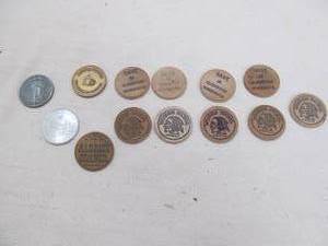 lot 46 image: Variety of chips