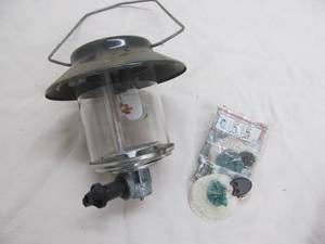 lot 111 image: Coleman lantern tops