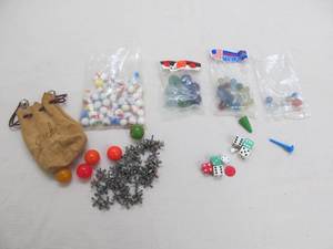 lot 116 image: Marbles, dice, jacks