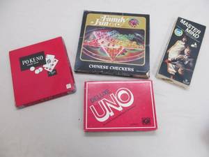 lot 120 image: Assortment of games