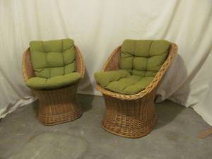lot 143 image: Wicker basket chairs