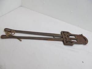 lot 152 image: Horning vintage clippers