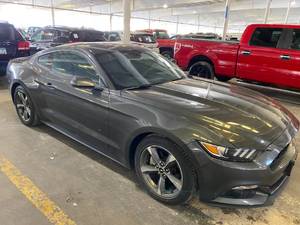 lot 2 image: 2016 Ford Mustang V6 Fastback