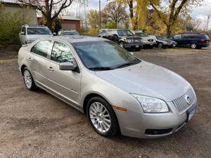 lot 19 image: 2008 Mercury Milan Premier V6