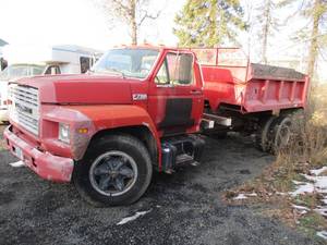 1991 Ford F-700