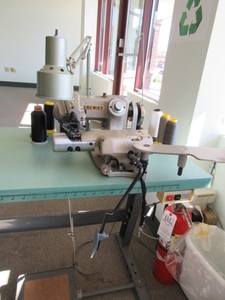 lot 403 image: COMMERCIAL SEWING MACHING WITH INDUSTRIAL SEWING TABLE