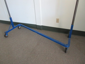 lot 406 image: ROLLING Z RACK