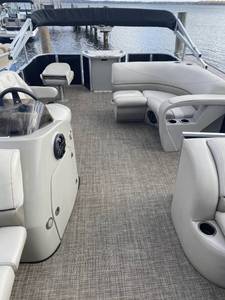 2017 Cypress Cay Seabreeze 212