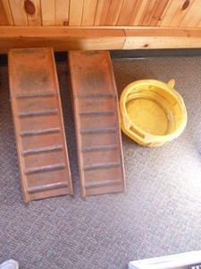 lot 6 image: Car Ramps