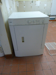 lot 44 image: Kenmore Dryer