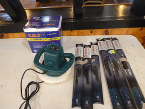 lot 70 image: Polisher and Windshield Wiper Blades