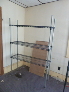 lot 103 image: 3 Tier Metal Shelving