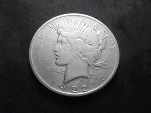 1922 D  Silver Peace Dollar