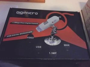 Digimicro Camera & Microscope  1.3MP  200X Magnification USB Powered