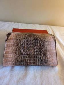 lot 10 image: Nina Raye wallet, in Blush (New w tags)
