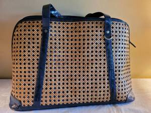 lot 14 image: Large Straw and Navy Tote