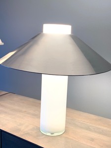 lot 32 image: Decorative Glass Table Lamp
