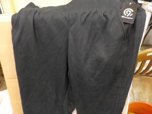 lot 62 image: Mens XL Champion ...