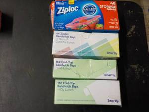 lot 88 image: Quart and Sandwich Size Bags...