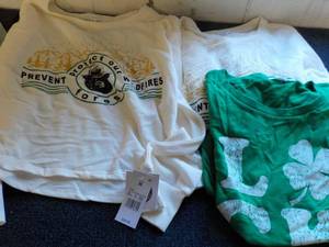 lot 127 image: 3 New Sweatshirt Type Tops Girls Si...