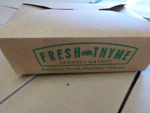 lot 190 image: 9 Cases Food Containers...