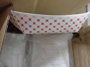 lot 192 image: Case of Sysco Reliance Paper Food T...