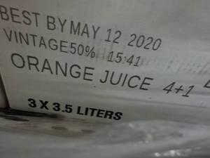 lot 213 image: 2 boxes of 3 - 3 Liter Jugs Concent...