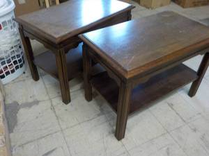 lot 307 image: set of 2 End Tables 30 x 18 x 21...