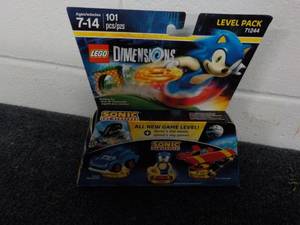 lot 318 image: LEGO Dimensions Level Pack...