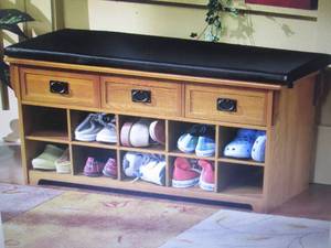lot 17 image: Mission Shoe Bench open box Retail ...