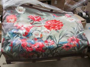 lot 22 image: Floral Fabric Wall Hanging open box...
