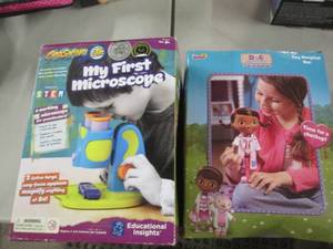 lot 291 image: Microscope, Toy Hospital Doc...
