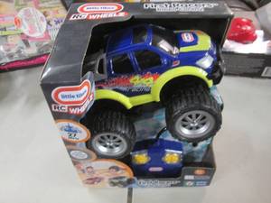 lot 293 image: Little Tikes First Racer RC...