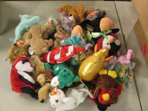 lot 305 image: Box of Assorted Small Plush & Beani...