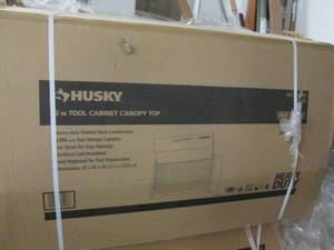 lot 315 image: Husky Heavy Duty 42 in. 0-Drawer Ca...