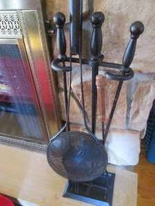 lot 72 image: Fireplace set...